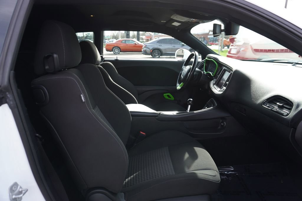 Used 2021 Dodge Challenger R/T w/ Blacktop Package image 26