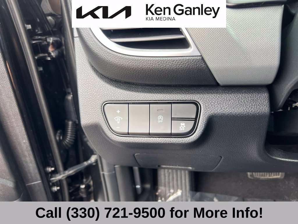 Certified 2025 Kia Seltos LX AWD/4WD image 27