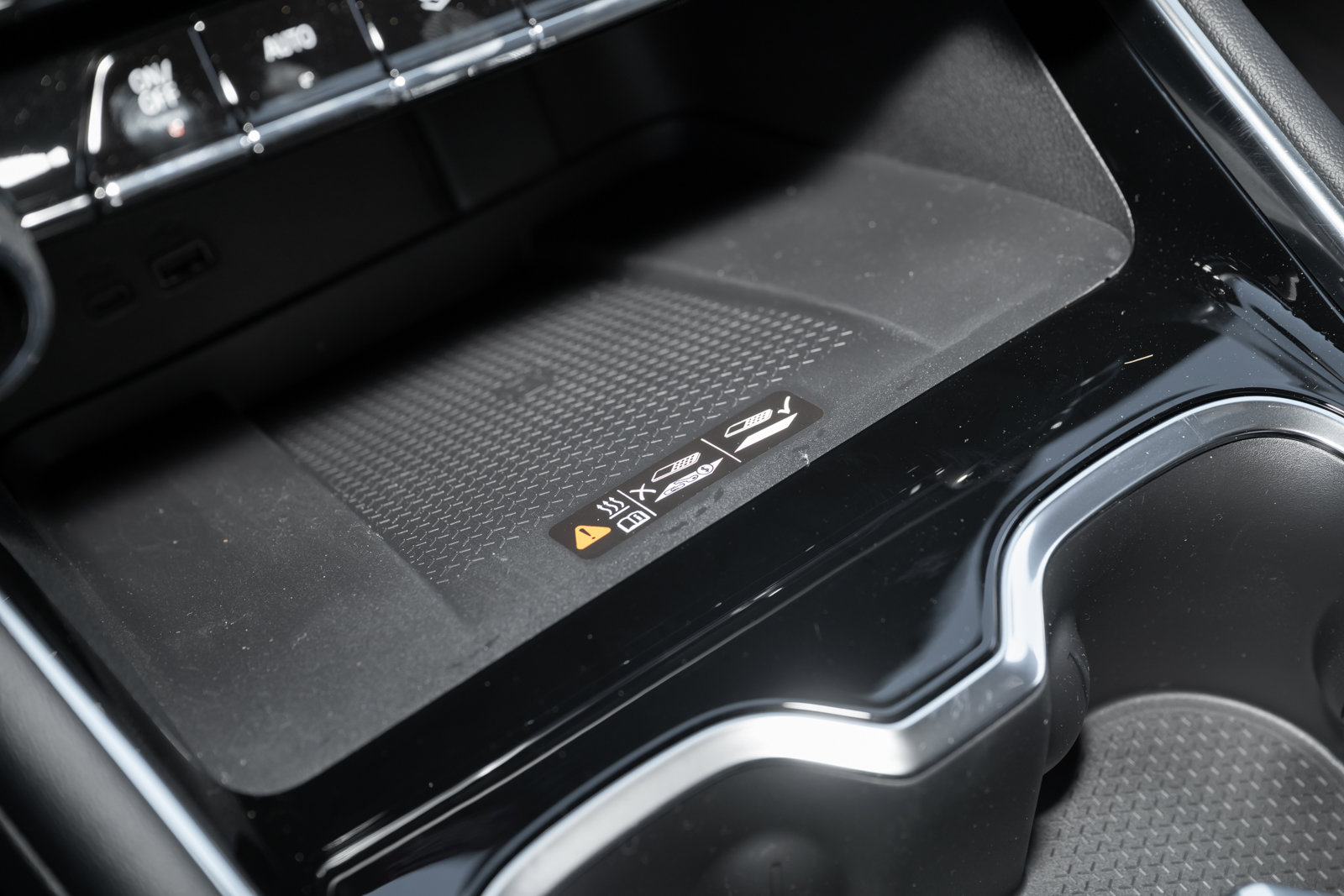 New 2026 Chevrolet Traverse RS w/ LPO, Floor Liner Package image 32