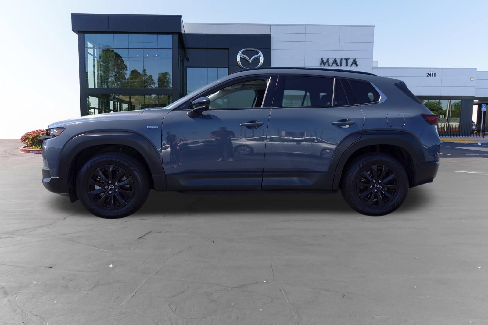 Certified 2025 MAZDA CX-50 AWD 2.5 Hybrid w/ Premium Pkg image 8