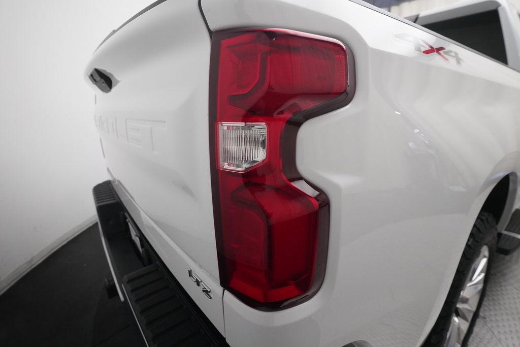 Used 2019 Chevrolet Silverado 1500 LTZ AWD/4WD image 30