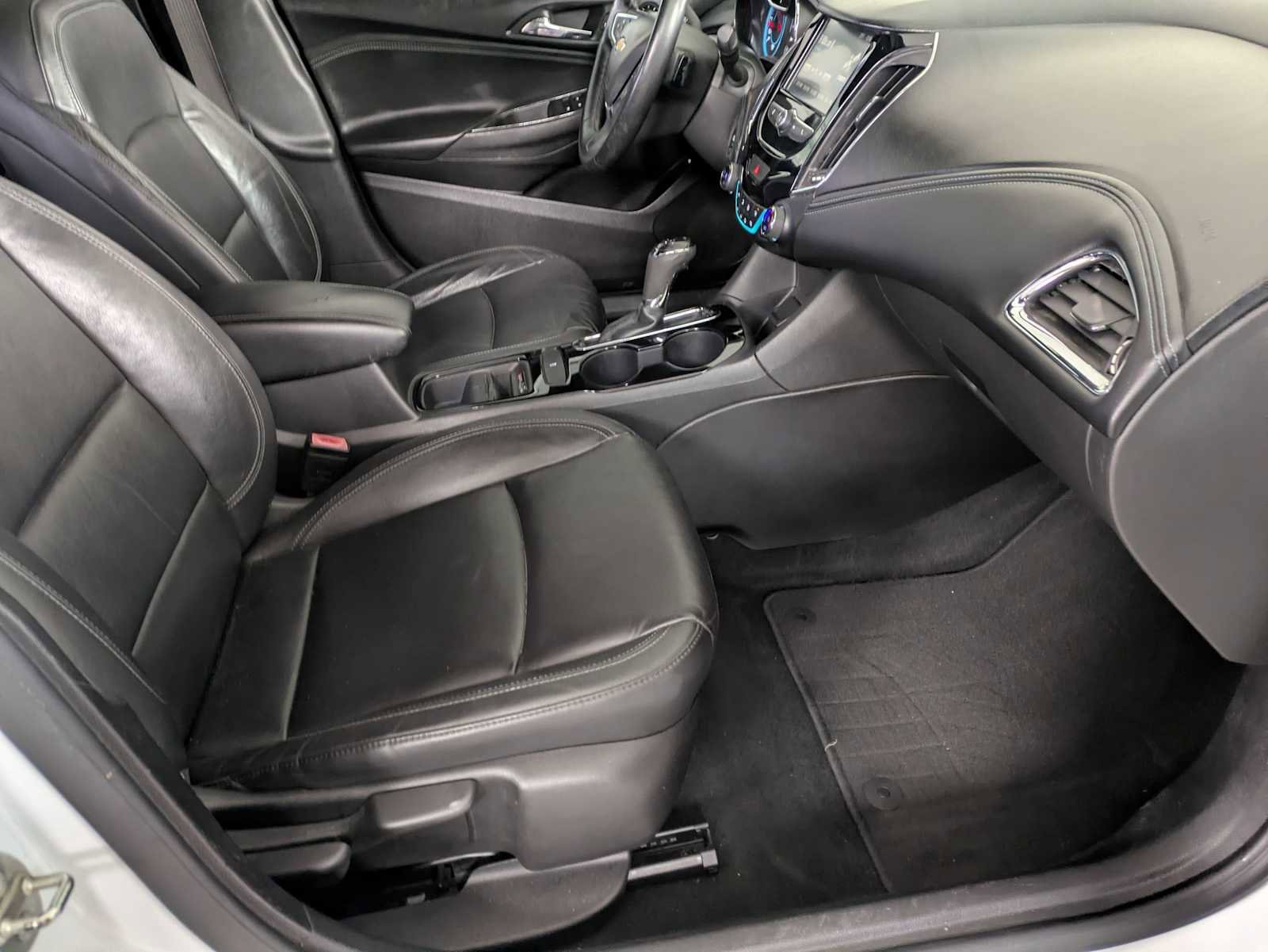 Used 2016 Chevrolet Cruze Premier w/ RS Package image 19