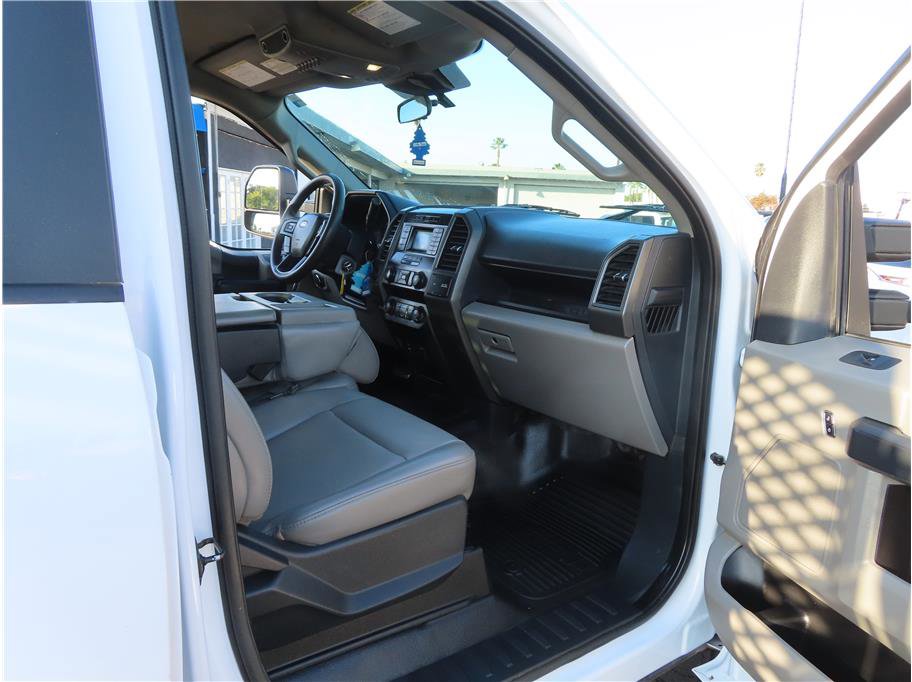 Used 2022 Ford F550 XL w/ Power Equipment Group image 22