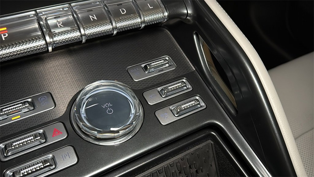 New 2026 Lincoln Nautilus Premier w/ Equipment Group 102A image 29