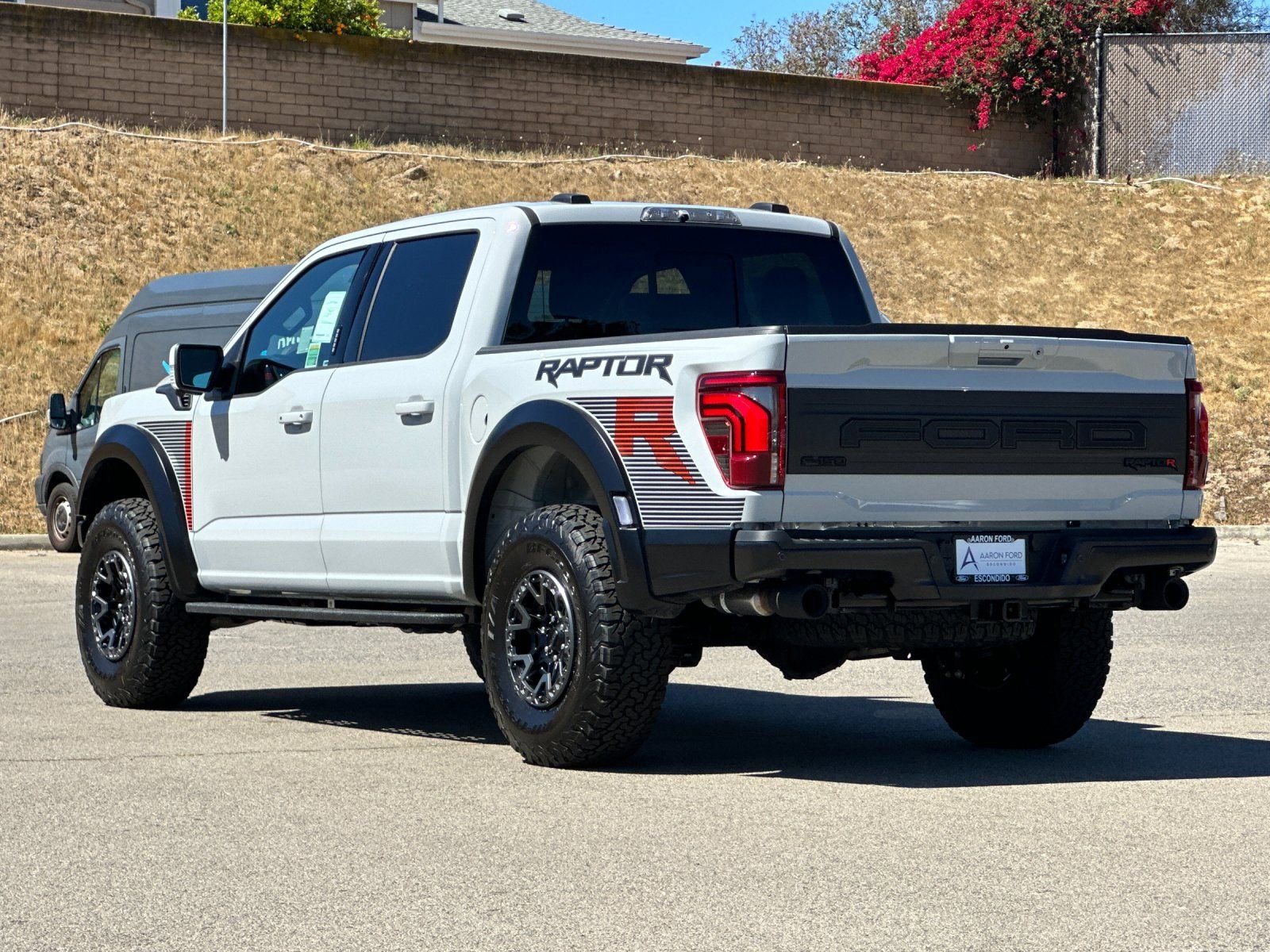 New 2026 Ford F150 Raptor w/ Equipment Group 803A Raptor R AWD/4WD image 4