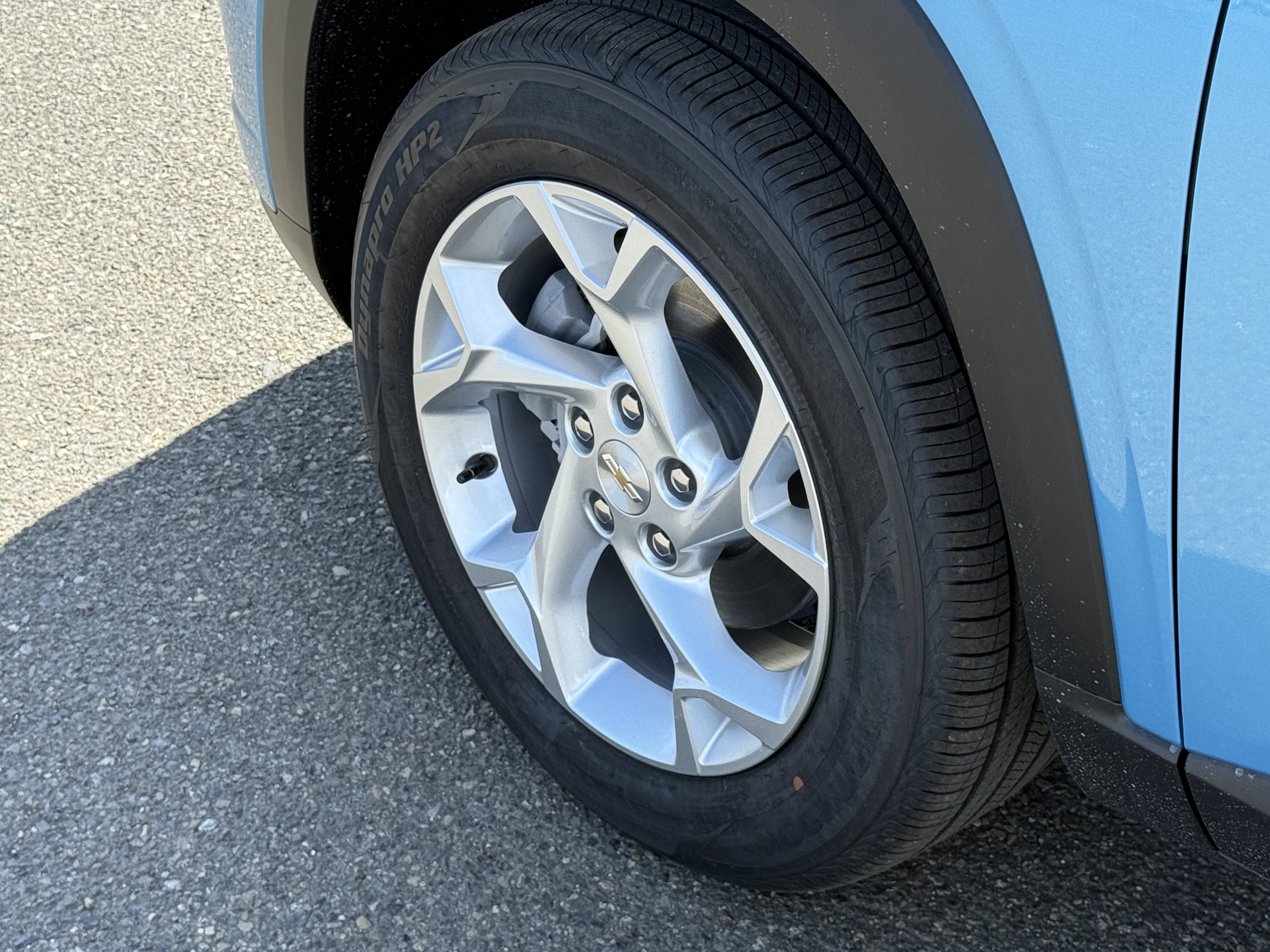 New 2026 Chevrolet Trax LS w/ LS Convenience Package FWD image 30
