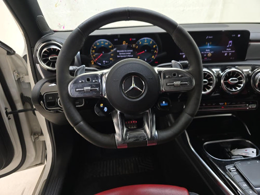 Used 2021 Mercedes-Benz A 35 AMG 4MATIC image 7