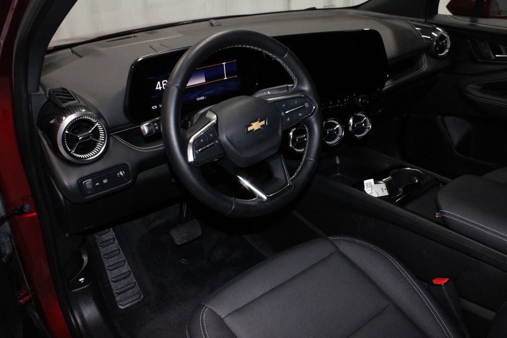 Used 2024 Chevrolet Blazer EV LT AWD/4WD image 26