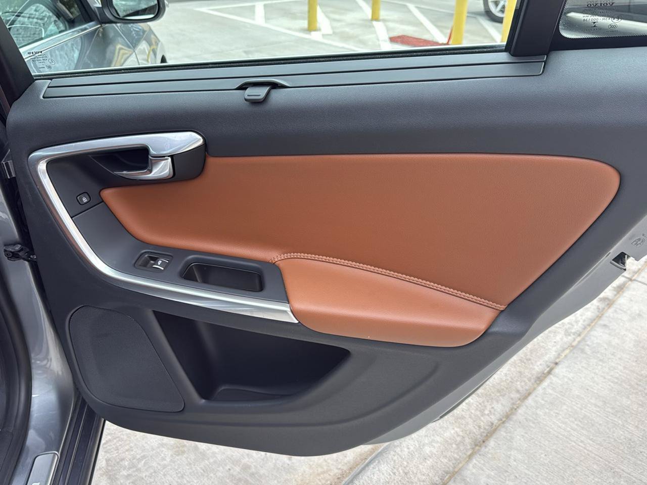 Used 2017 Volvo S60 T5 Inscription Platinum FWD image 52