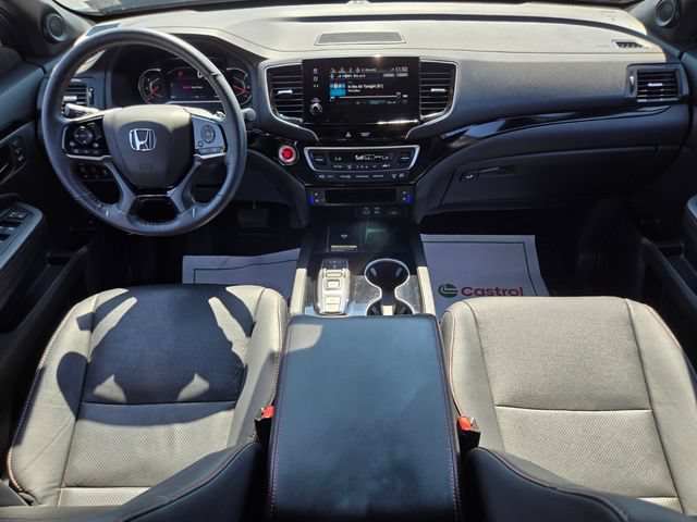 Used 2025 Honda Passport Black Edition image 15
