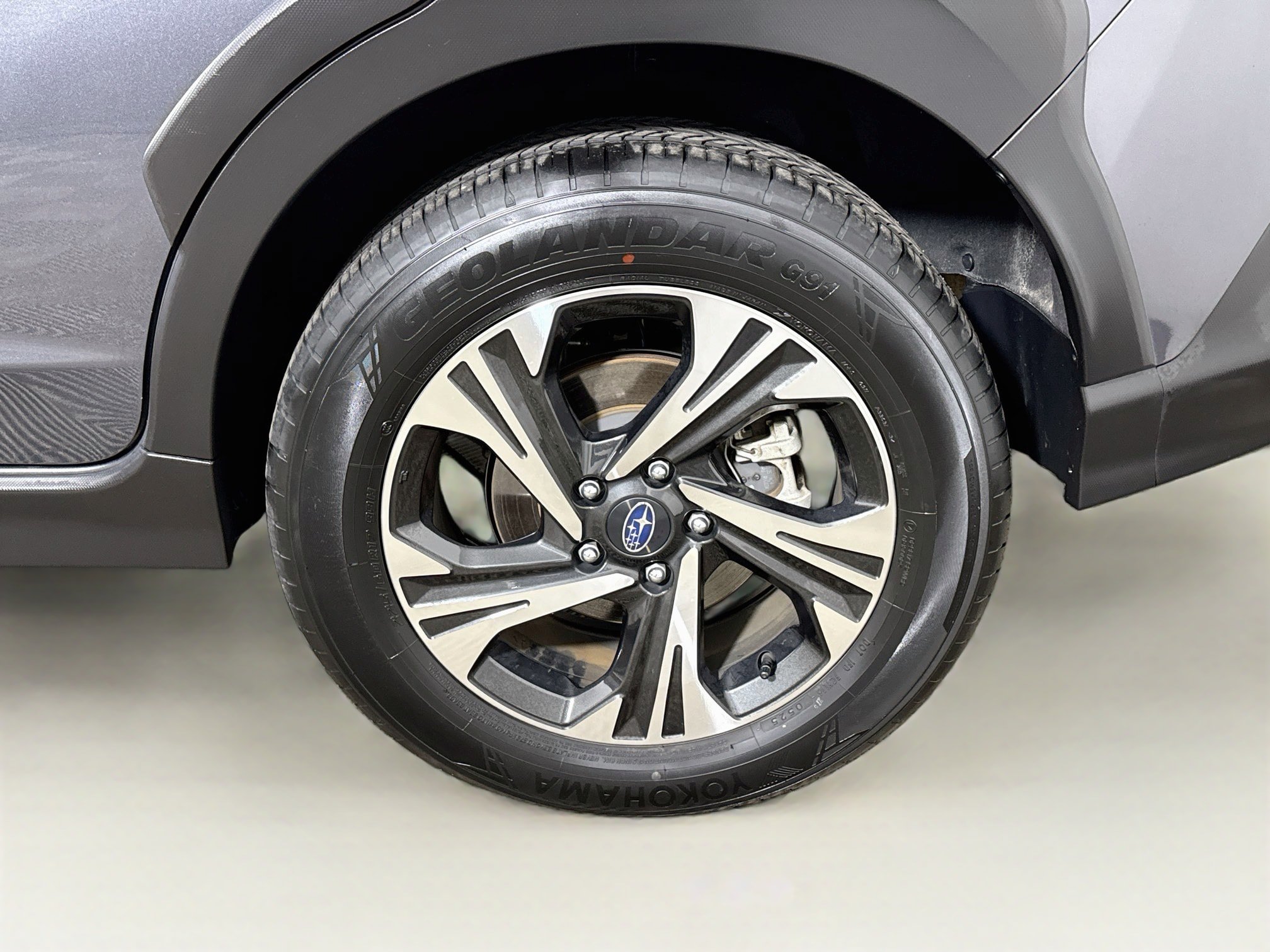 Used 2025 Subaru Crosstrek 2.5i Premium AWD/4WD image 25