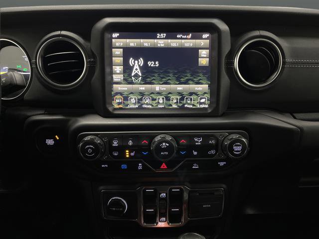 Used 2023 Jeep Wrangler Unlimited Sahara w/ Cold Weather Group image 8