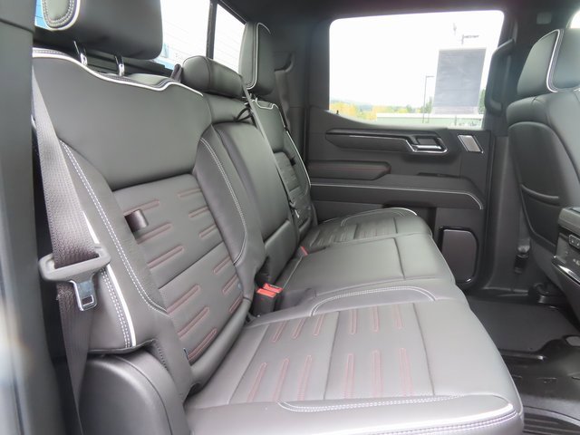 Used 2024 GMC Sierra 1500 AT4X image 39
