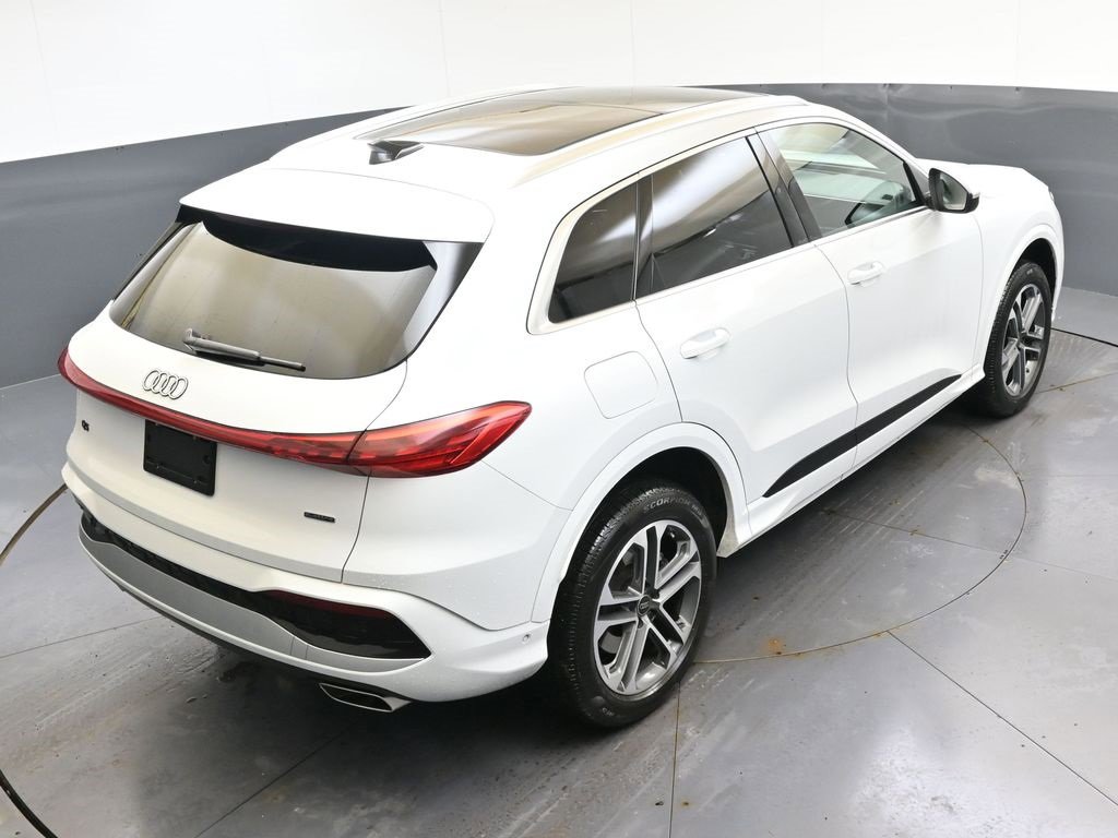 Used 2025 Audi Q5 2.0T Premium Plus w/ Premium Plus image 48