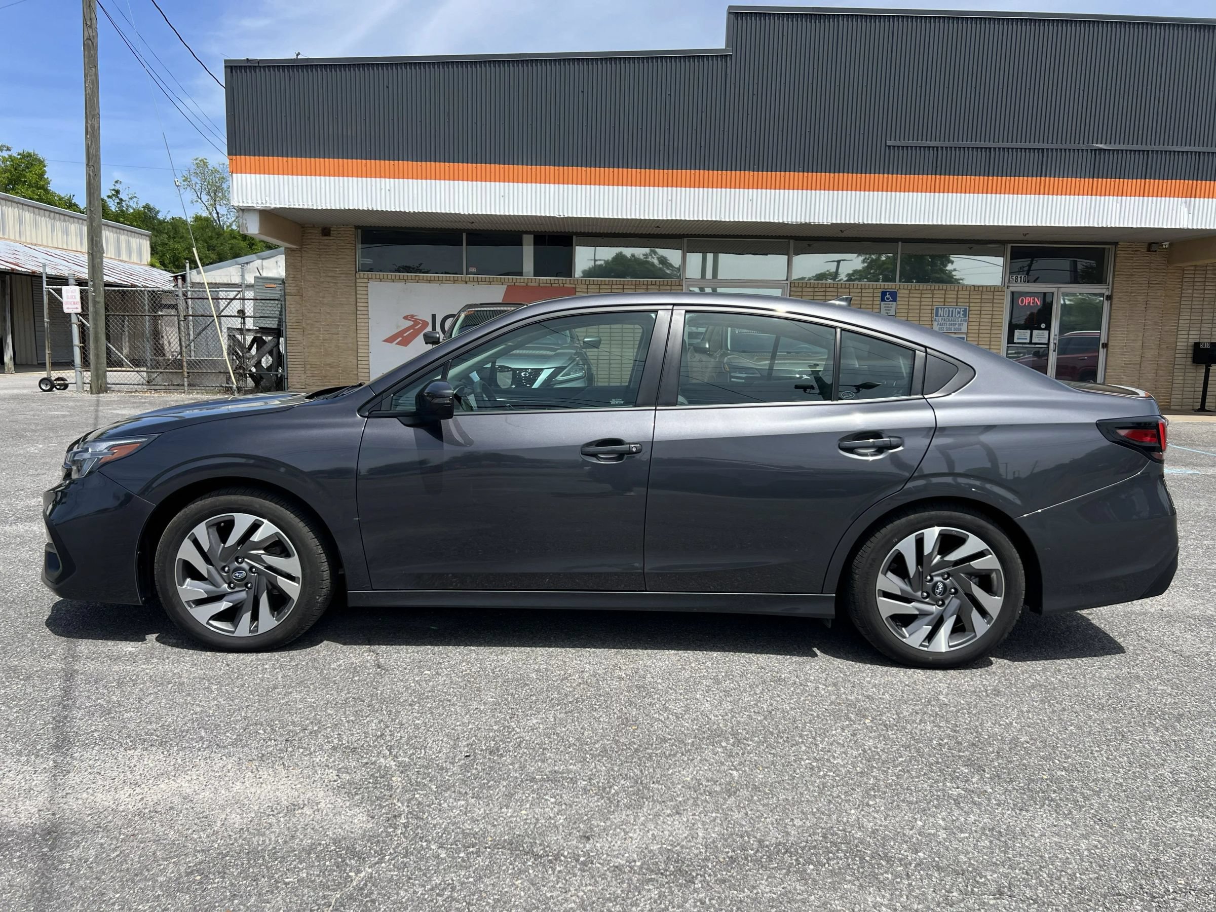 Used 2025 Subaru Legacy Limited AWD/4WD image 6