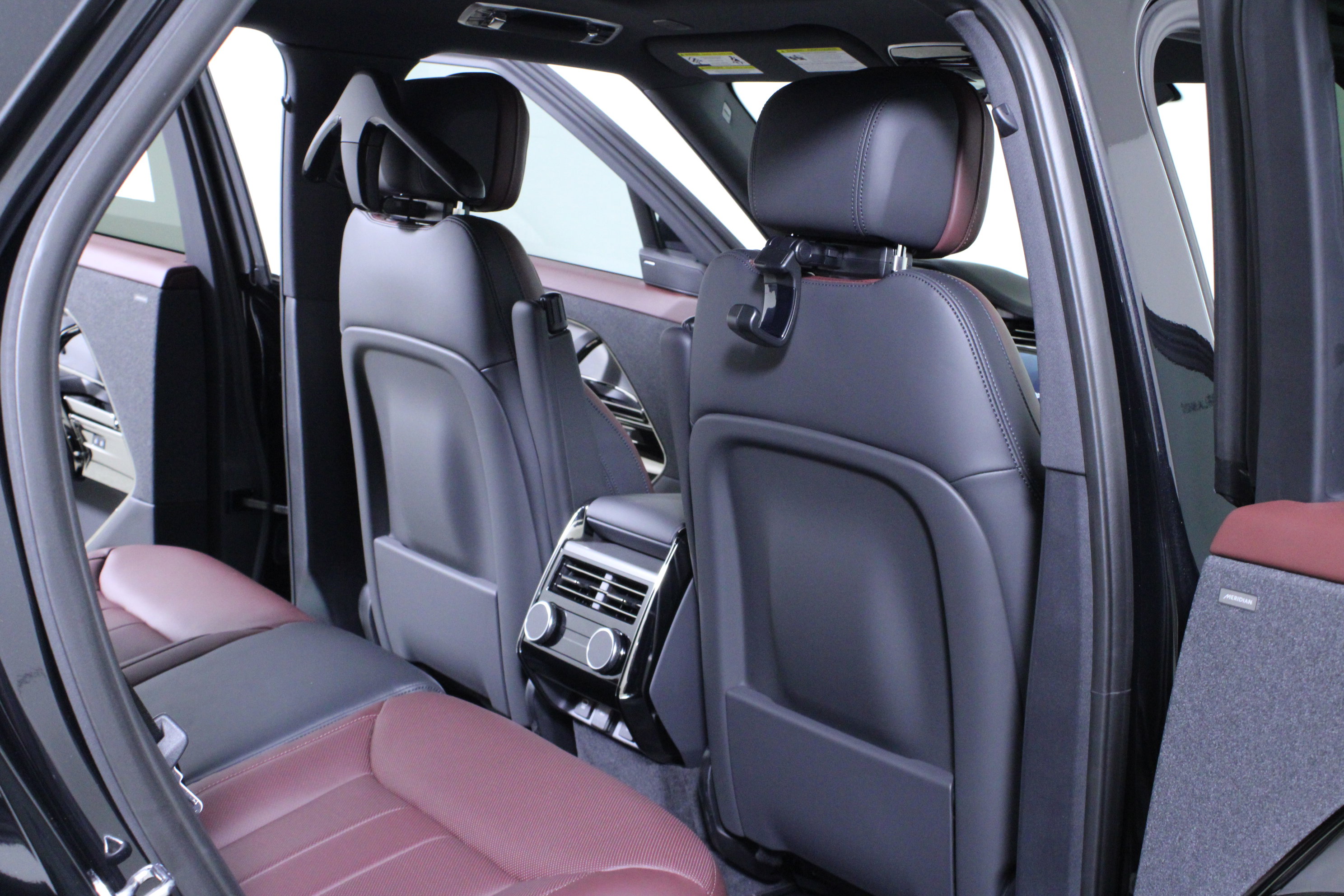 New 2025 Land Rover Range Rover Sport Dynamic SE image 11