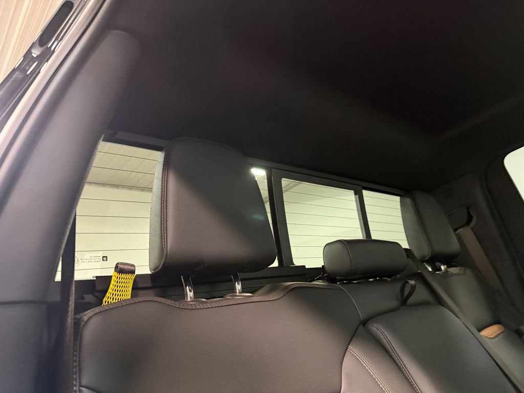 Used 2024 GMC Sierra 1500 AT4 w/ Technology Package image 15