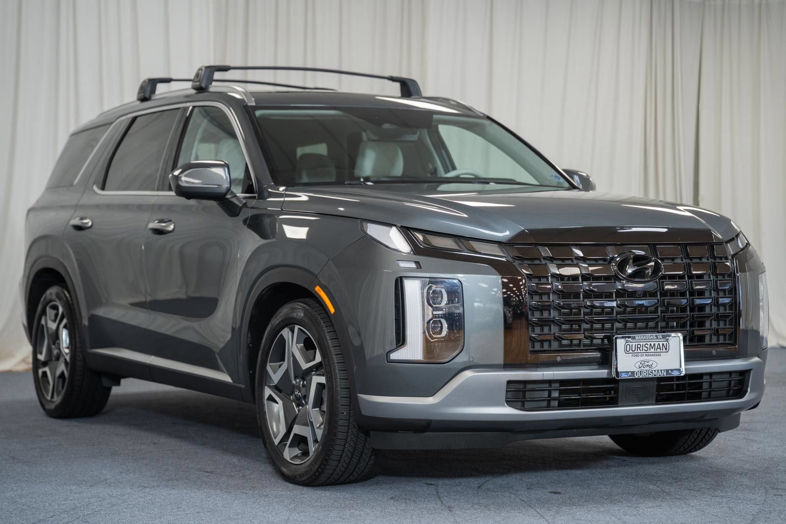 Used 2023 Hyundai Palisade Limited FWD image 1