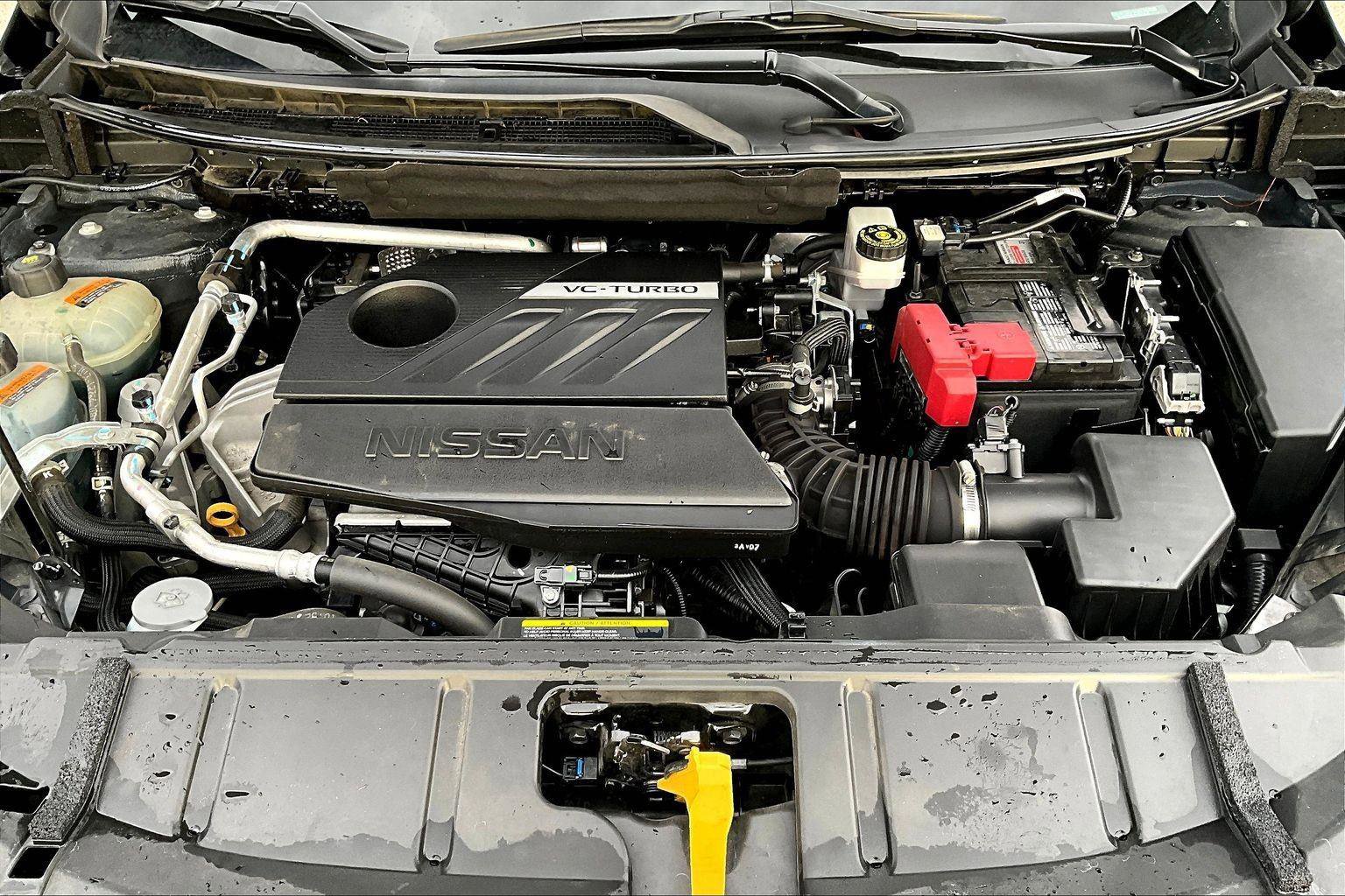 Used 2023 Nissan Rogue SV image 10