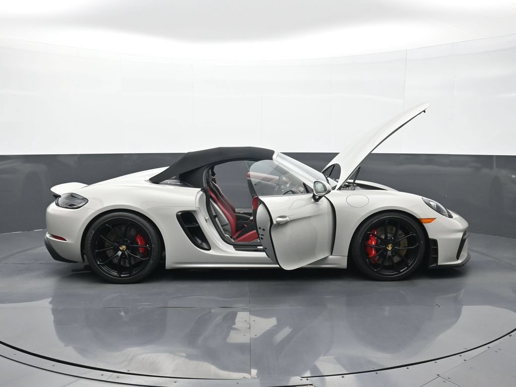 Certified 2023 Porsche 718 Boxster Spyder RWD image 30