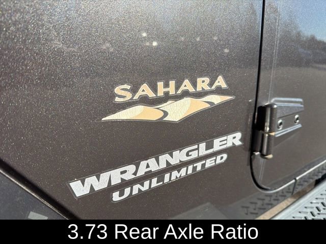 Used 2014 Jeep Wrangler Unlimited Sahara w/ Max Tow Package AWD/4WD image 13