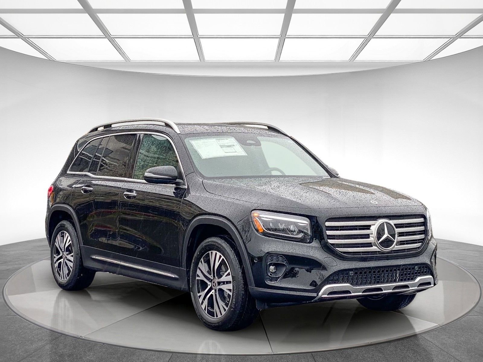 New 2025 Mercedes-Benz GLB 250 4MATIC image 5
