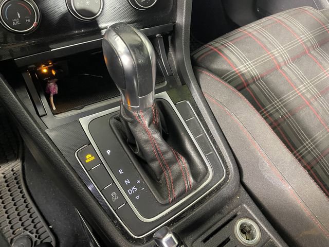 Used 2015 Volkswagen GTI S FWD image 9