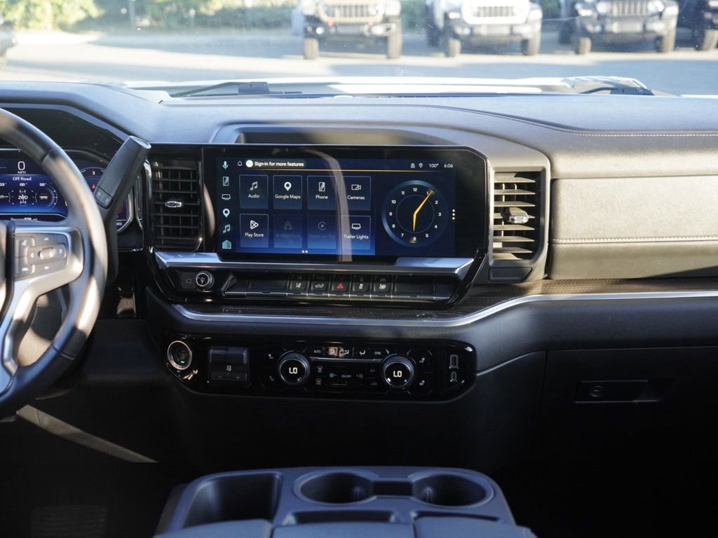 Used 2025 Chevrolet Silverado 2500 LT w/ Convenience Package image 25