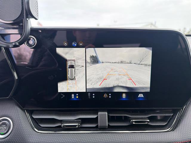 Used 2025 Chevrolet Equinox RS w/ Safety and Technology Package image 21