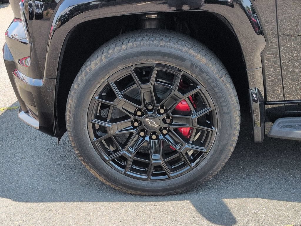 New 2026 Chevrolet Silverado EV 4x4 Crew Cab image 27