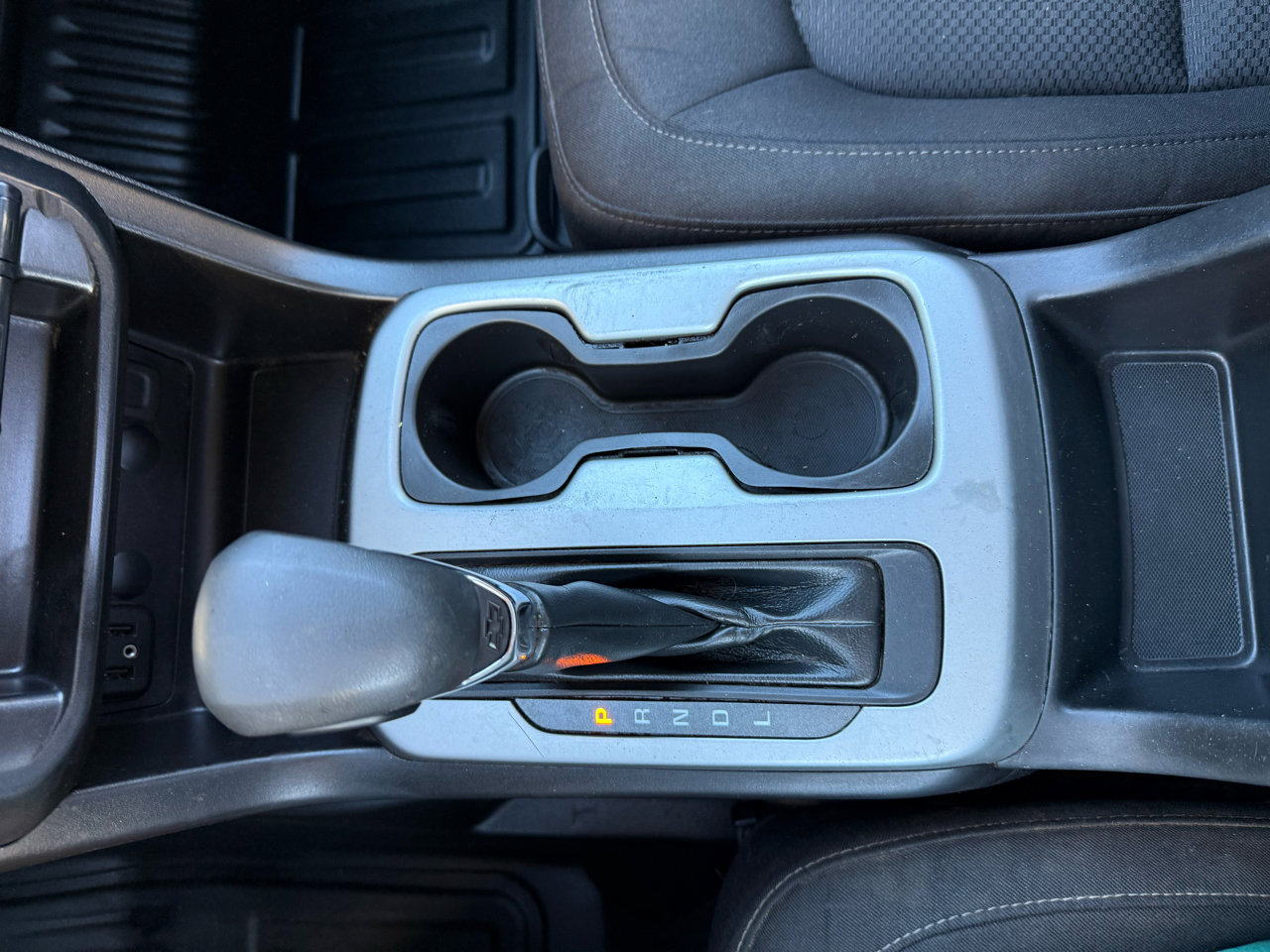 Used 2022 Chevrolet Colorado LT w/ Fleet Safety Package image 30