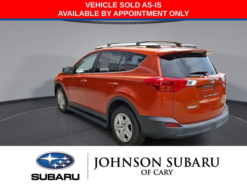 Used 2015 Toyota RAV4 LE AWD/4WD image 2