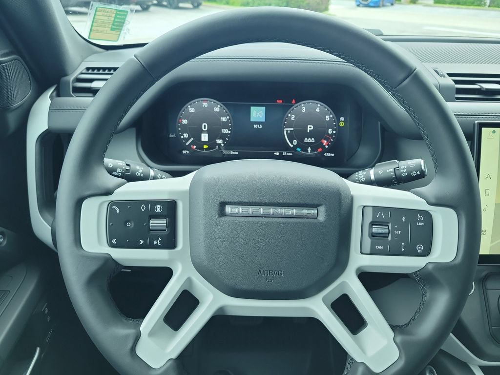 New 2026 Land Rover Defender 110 X-Dynamic SE AWD/4WD image 28