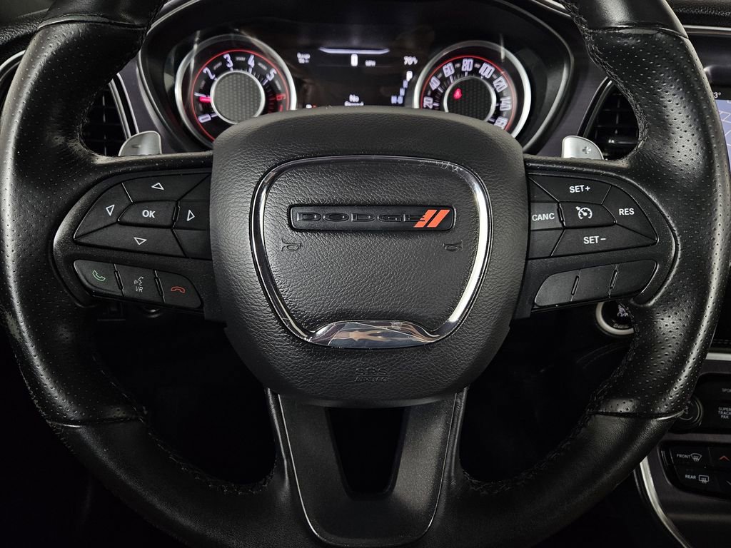 Used 2016 Dodge Challenger R/T RWD image 19