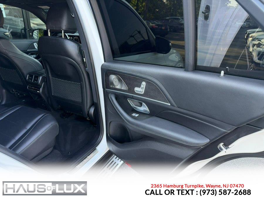 Used 2022 Mercedes-Benz GLE 350 4MATIC w/ AMG Line Exterior image 23