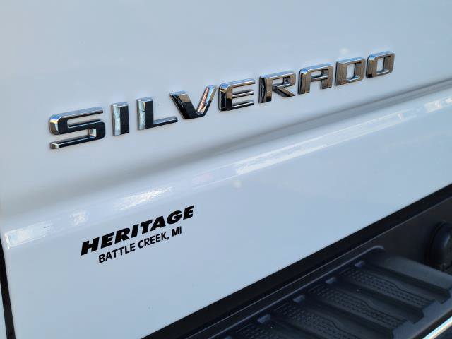 Used 2025 Chevrolet Silverado 1500 LT AWD/4WD image 29