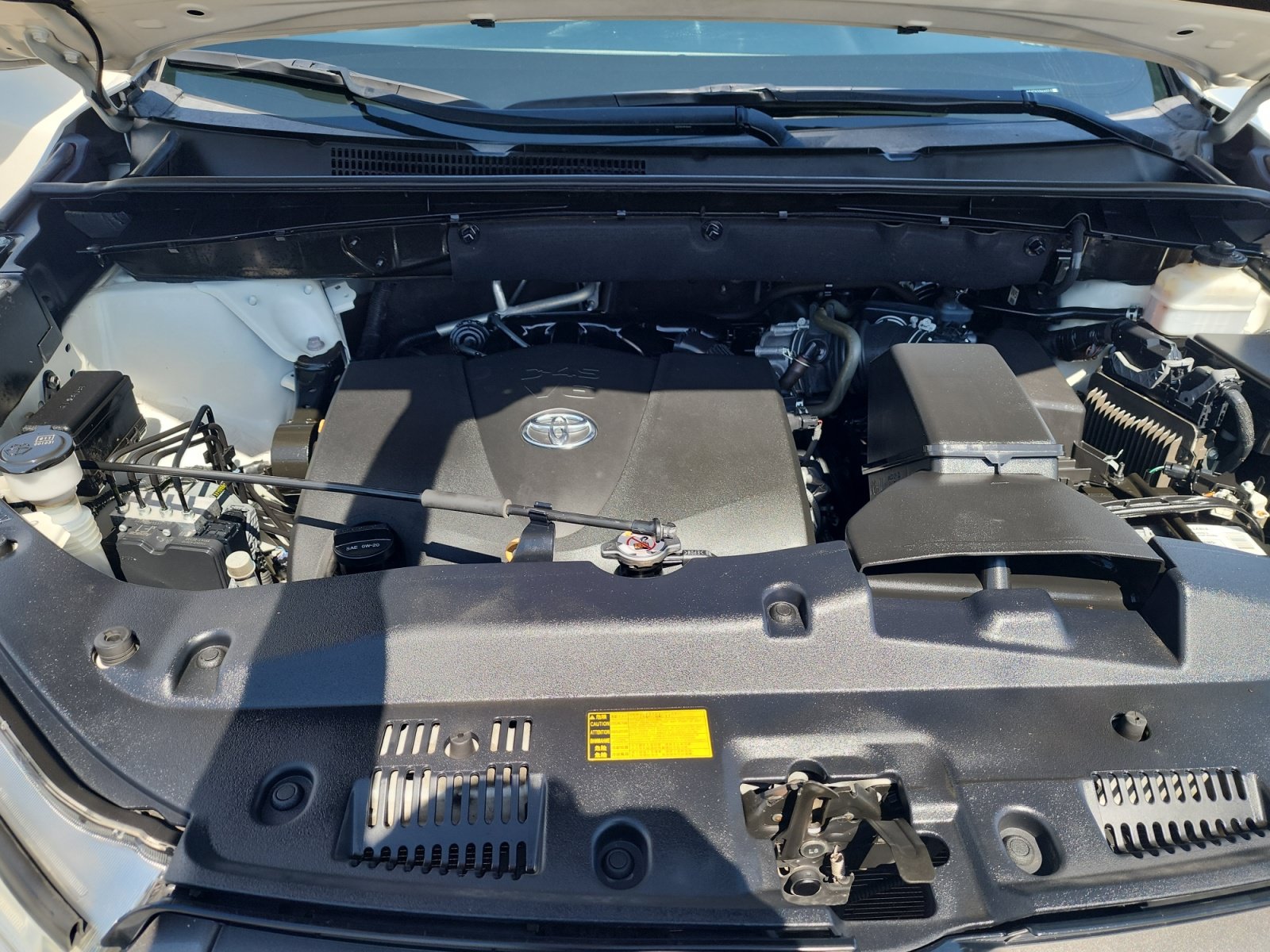 Used 2019 Toyota Highlander Plus AWD/4WD image 21