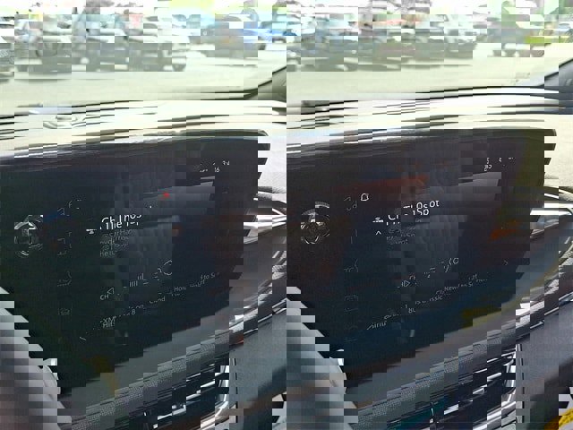 New 2025 Buick Envista Avenir image 13