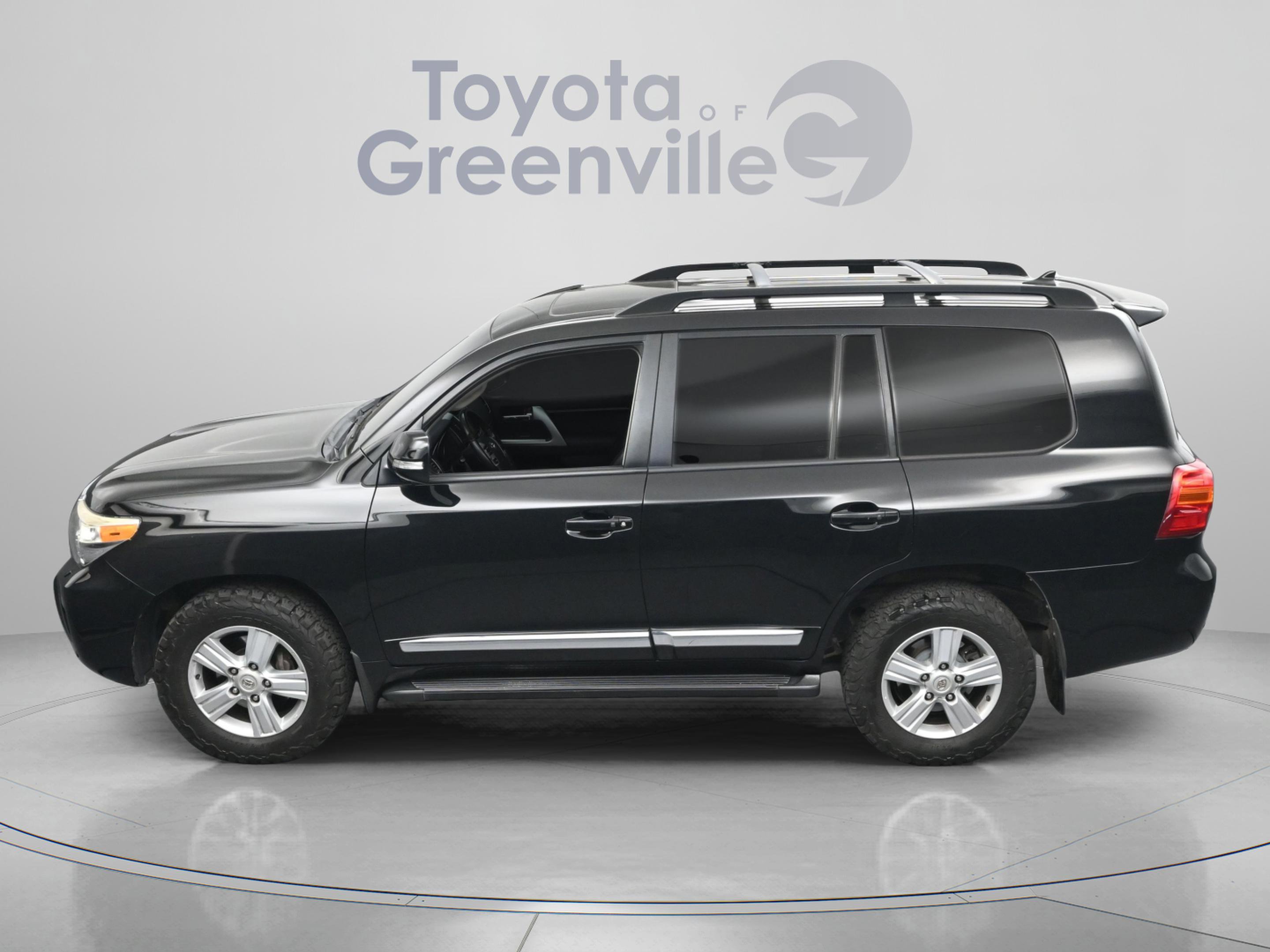 Used 2014 Toyota Land Cruiser AWD/4WD image 4
