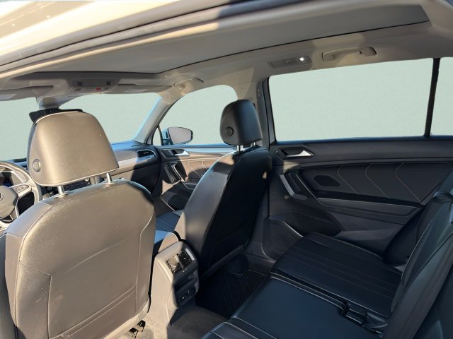 Certified 2022 Volkswagen Tiguan SE AWD/4WD image 7