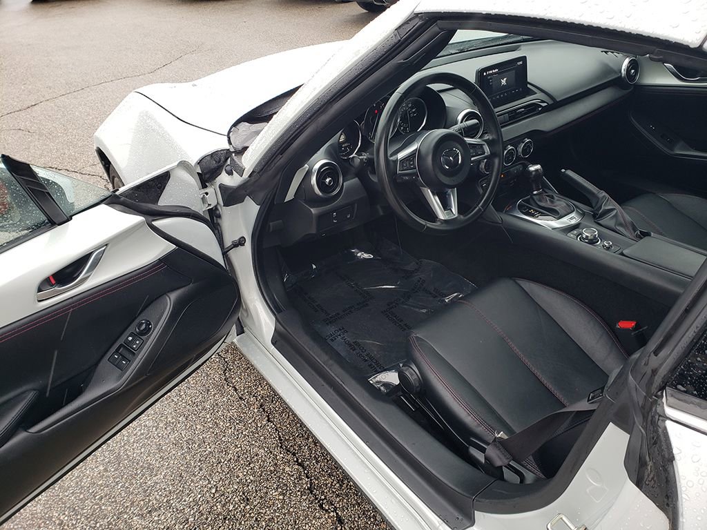 Used 2018 MAZDA MX-5 Miata RF Grand Touring image 9