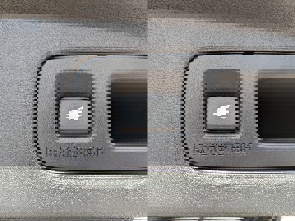 Used 2025 Honda CR-V Sport Touring image 9