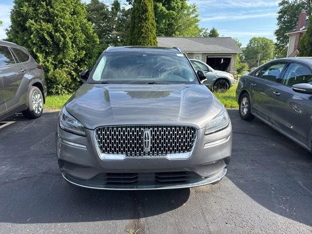Used 2021 Lincoln Corsair AWD w/ Premium Package image 2