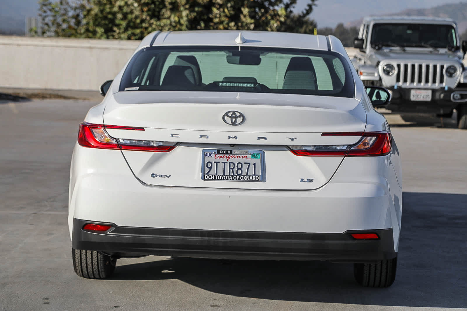 Used 2025 Toyota Camry LE w/ Convenience Package FWD image 6