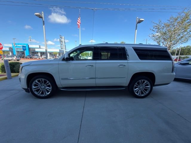 Used 2015 Cadillac Escalade ESV Luxury AWD/4WD image 16