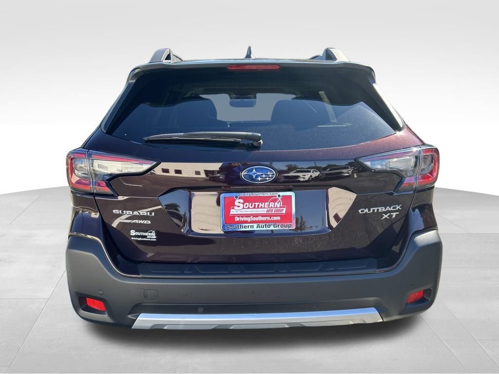 Used 2025 Subaru Outback Limited XT image 4