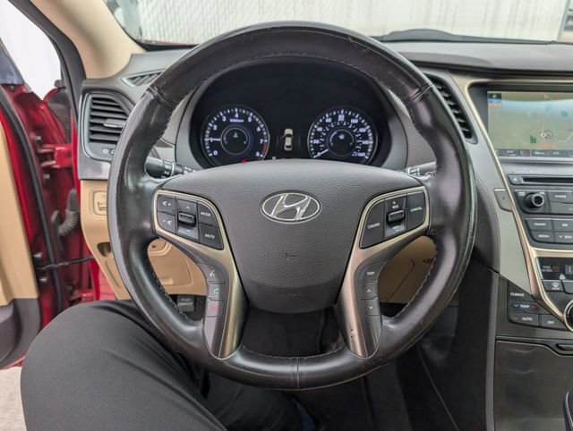 Used 2014 Hyundai Azera Limited w/ Option Group 02 FWD image 10