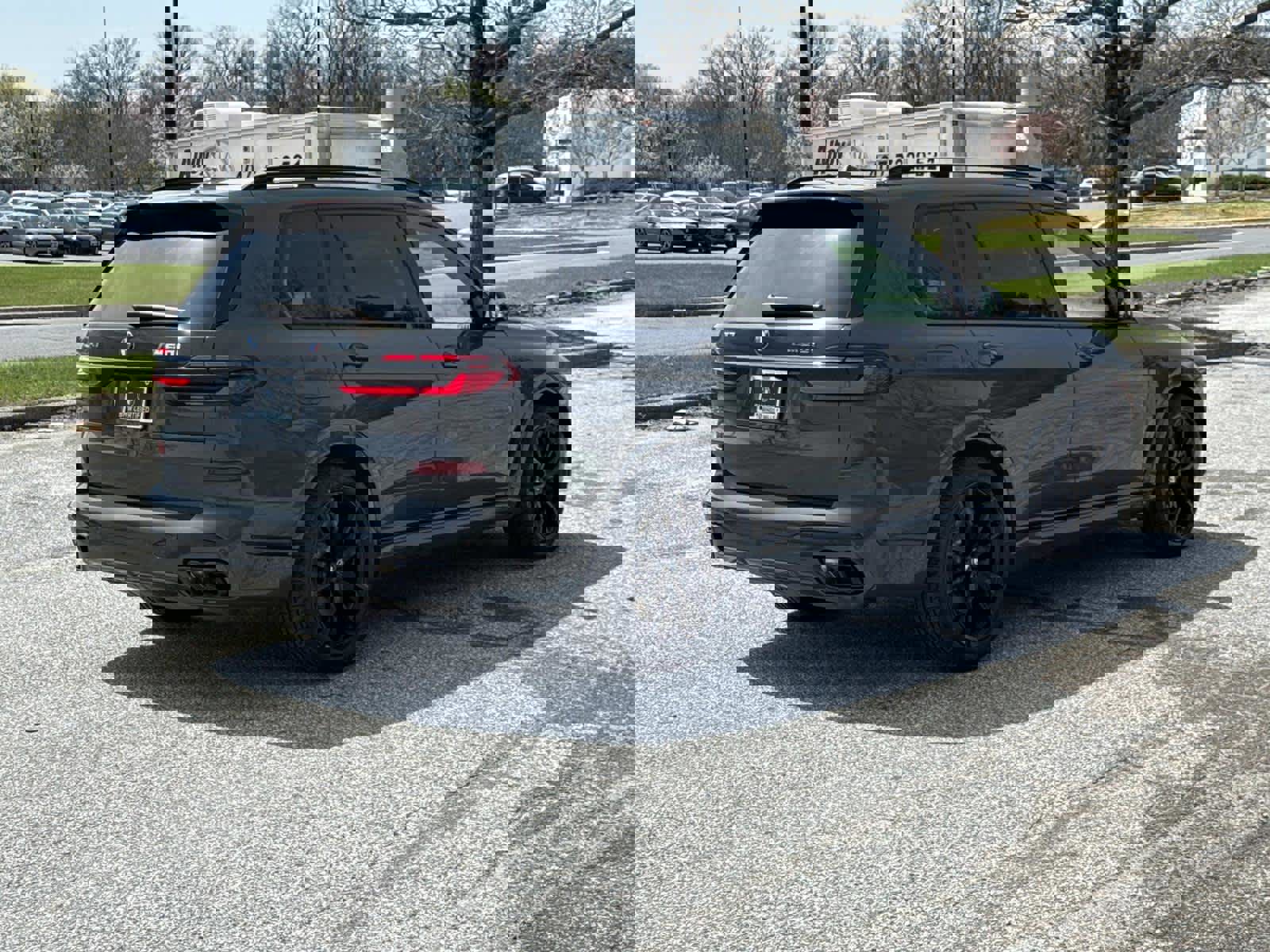 Certified 2024 BMW X7 M60i w/ Executive Package image 9