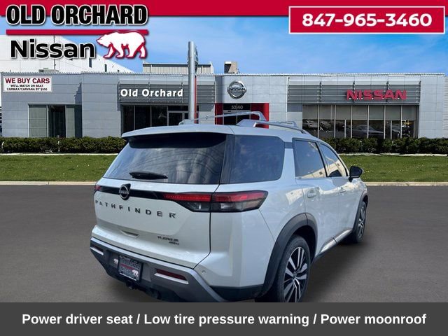 Used 2023 Nissan Pathfinder Platinum w/ Cargo Package image 6