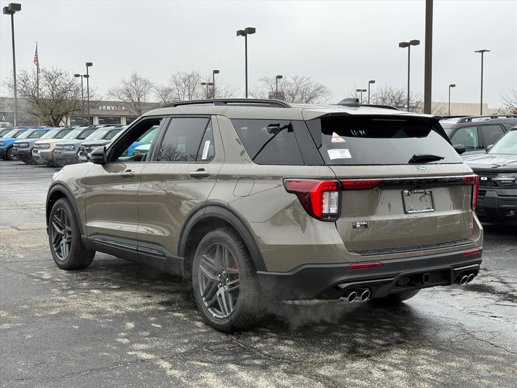 New 2026 Ford Explorer ST w/ Sun And Sound Package image 2